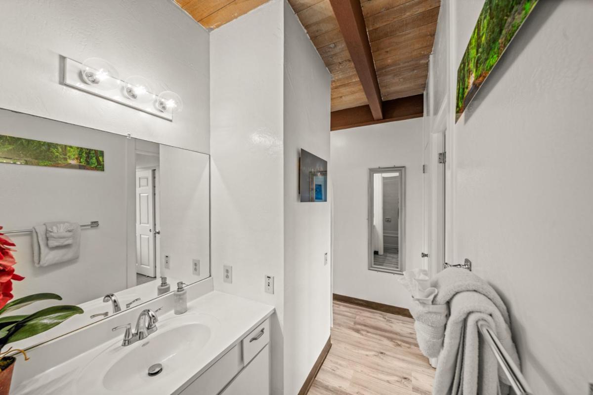 Newly Upgraded 1Br Unit Near Beach Max Of 5 Guests Kailua-Kona Esterno foto