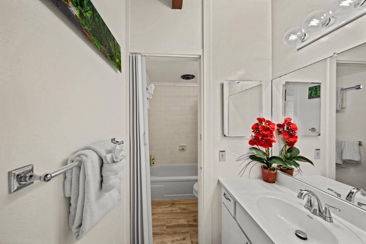 Newly Upgraded 1Br Unit Near Beach Max Of 5 Guests Kailua-Kona Esterno foto