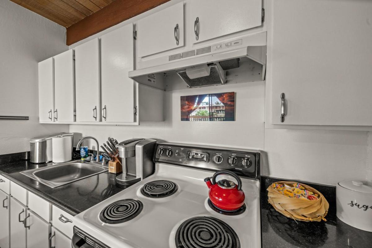 Newly Upgraded 1Br Unit Near Beach Max Of 5 Guests Kailua-Kona Esterno foto